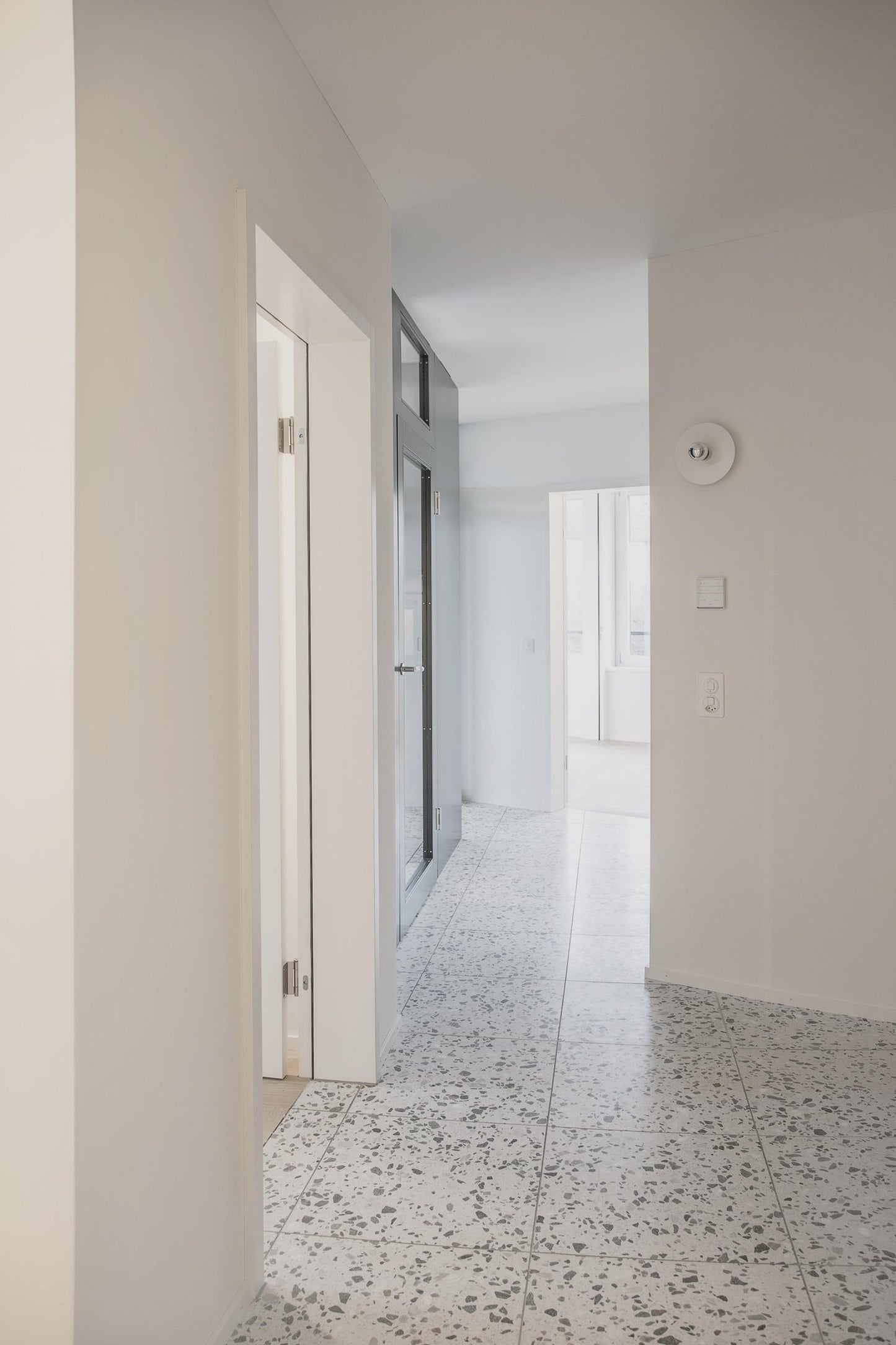 "Erstvermietung Neubau: luxuriöse 3.5-Zimmerwohnung im Wohnpark Buchholzstrasse"